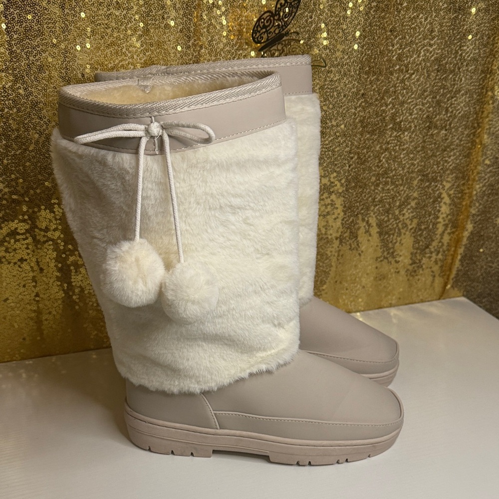 JustFab Cream Fur Winter Boots